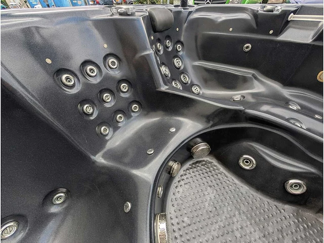 Balboa 5 persoons jacuzzi en buitenspa - afbeelding 25 van  27