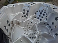 Balboa 5 persoons jacuzzi en buitenspa - afbeelding 2 van  38