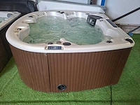 Balboa 5 persoons jacuzzi en buitenspa - afbeelding 12 van  38
