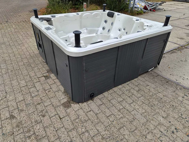 Balboa 5 persoons jacuzzi en buitenspa - afbeelding 9 van  30
