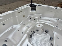 Balboa 5 persoons jacuzzi en buitenspa - afbeelding 29 van  30