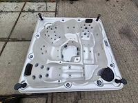 Balboa 5 persoons jacuzzi en buitenspa