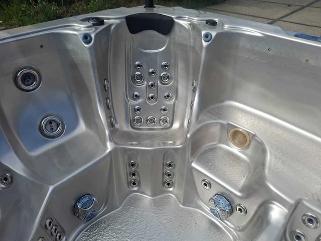 Balboa 5 persoons jacuzzi en buitenspa - afbeelding 14 van  41