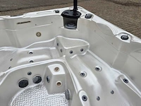 Balboa 5 persoons jacuzzi en buitenspa - afbeelding 27 van  30