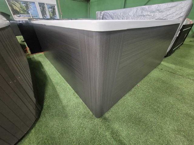 Balboa 6 persoons design spa jacuzzi en buitenspa - afbeelding 10 van  16