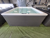 Balboa 6 persoons design spa jacuzzi en buitenspa - afbeelding 12 van  17