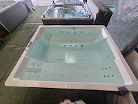 Balboa 6 persoons design spa jacuzzi en buitenspa - afbeelding 16 van  17