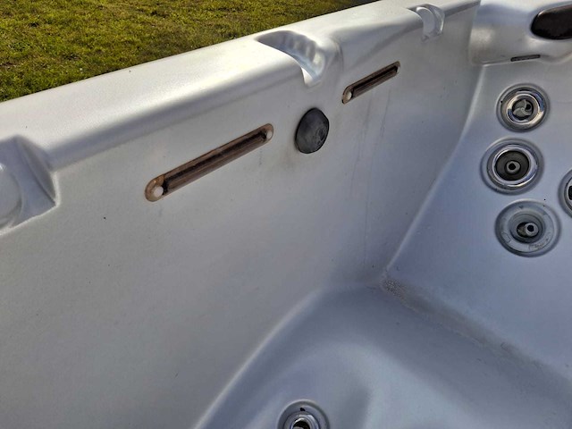 Balboa 6 persoons jacuzzi en buitenspa - afbeelding 13 van  30