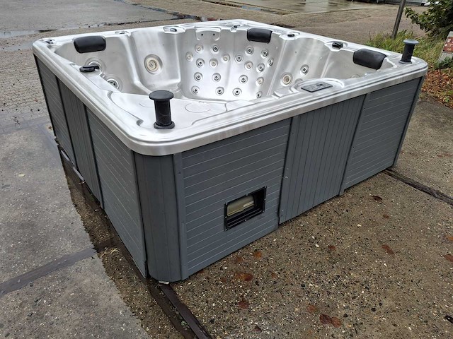 Balboa 6 persoons jacuzzi en buitenspa - afbeelding 5 van  27