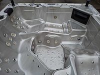 Balboa 6 persoons jacuzzi en buitenspa - afbeelding 15 van  27