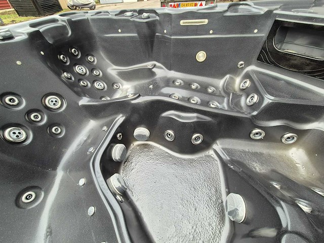 Balboa 6 persoons jacuzzi en buitenspa - afbeelding 14 van  23