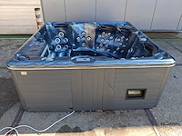 Balboa 6 persoons jacuzzi en buitenspa - afbeelding 23 van  30