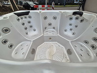 Balboa 6 persoons jacuzzi en buitenspa - afbeelding 5 van  24