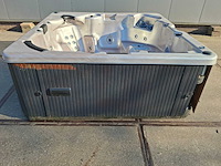 Balboa 6 persoons jacuzzi en buitenspa - afbeelding 16 van  31