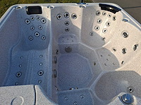 Balboa 6 persoons jacuzzi en buitenspa - afbeelding 2 van  7