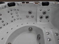 Balboa 6 persoons jacuzzi en buitenspa - afbeelding 35 van  36