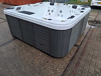 Balboa 6 persoons jacuzzi en buitenspa - afbeelding 4 van  36