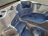 Balboa 6 persoons jacuzzi en buitenspa - afbeelding 11 van  31