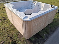 Balboa 6 persoons jacuzzi en buitenspa - afbeelding 26 van  27