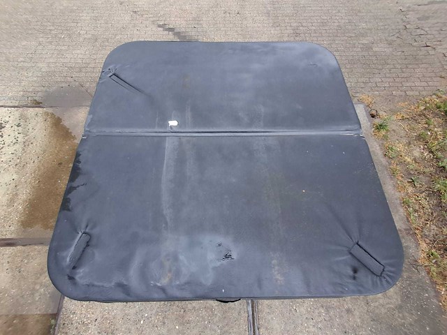 Balboa 6 persoons jacuzzi en buitenspa - afbeelding 1 van  19