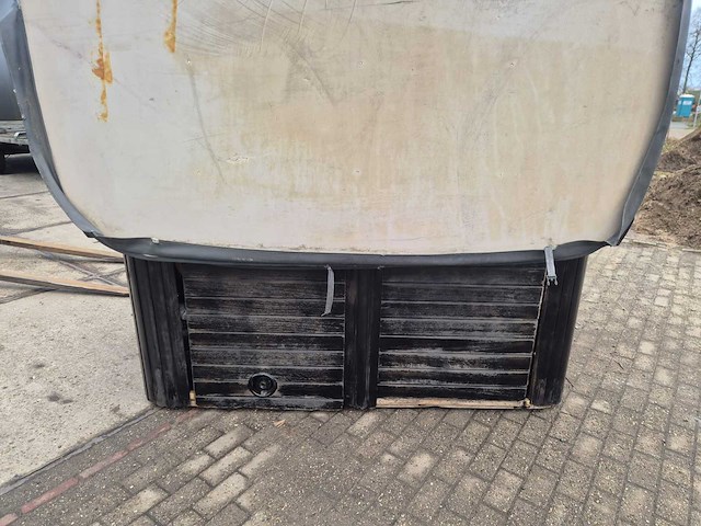 Balboa 6 persoons jacuzzi en buitenspa - afbeelding 2 van  8