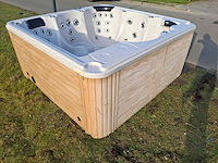 Balboa 6 persoons jacuzzi en buitenspa - afbeelding 5 van  18