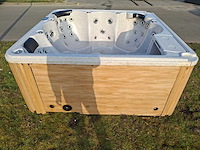 Balboa 6 persoons jacuzzi en buitenspa - afbeelding 6 van  18