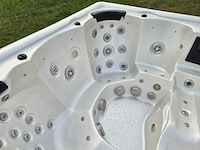 Balboa 6 persoons jacuzzi en buitenspa - afbeelding 22 van  29