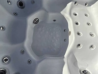Balboa 6 persoons jacuzzi en buitenspa - afbeelding 11 van  30