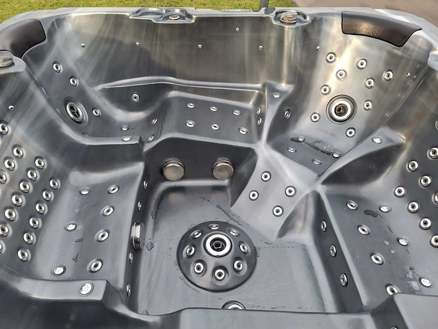 Balboa 7 persoons jacuzzi en buitenspa - afbeelding 3 van  28