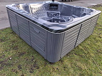 Balboa 7 persoons jacuzzi en buitenspa - afbeelding 11 van  28