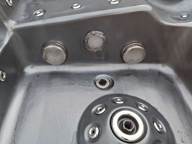 Balboa 7 persoons jacuzzi en buitenspa - afbeelding 17 van  28