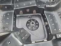Balboa 7 persoons jacuzzi en buitenspa - afbeelding 18 van  28