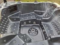 Balboa 7 persoons jacuzzi en buitenspa - afbeelding 19 van  28