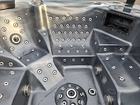 Balboa 7 persoons jacuzzi en buitenspa - afbeelding 24 van  28