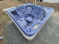 Balboa 7 persoons jacuzzi en buitenspa - afbeelding 14 van  21