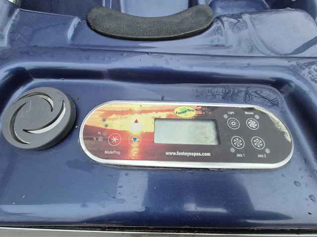Balboa 7 persoons jacuzzi en buitenspa - afbeelding 19 van  22