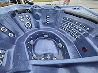 Balboa 7 persoons jacuzzi en buitenspa - afbeelding 22 van  22