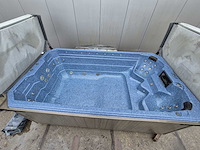 Balboa 8 persoons zwem spa jacuzzi en buitenspa - afbeelding 19 van  20