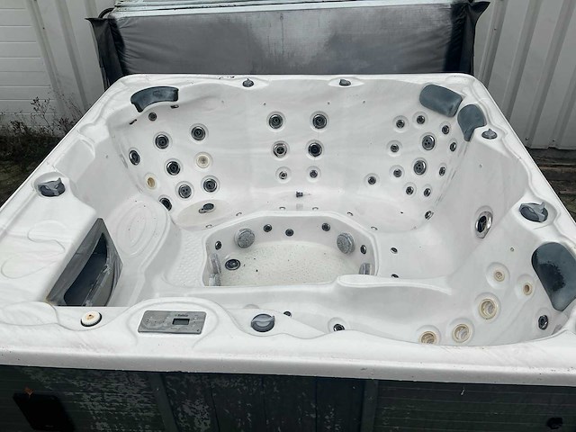 Balboa jacuzzi - afbeelding 5 van  8
