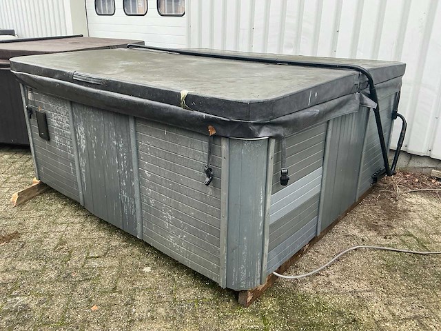 Balboa jacuzzi - afbeelding 9 van  9
