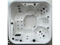 Balboa jacuzzi - afbeelding 2 van  5