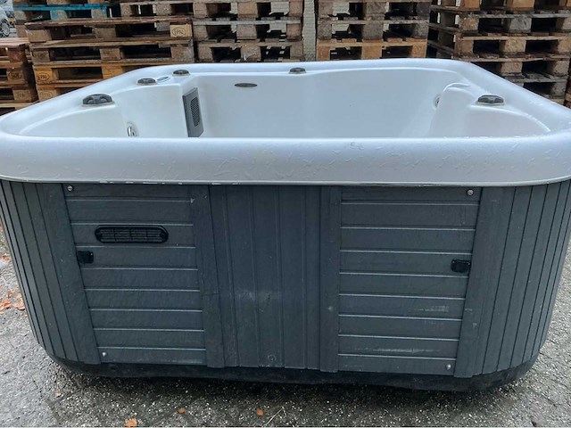 Balboa jacuzzi - afbeelding 3 van  5
