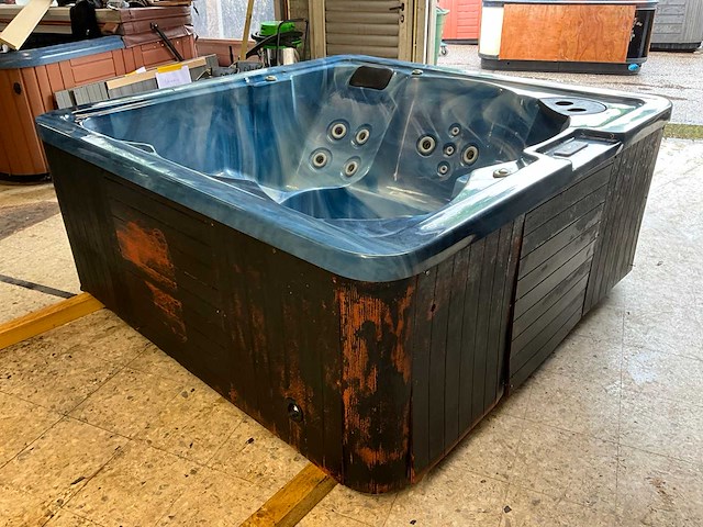 Balboa jacuzzi - afbeelding 6 van  12