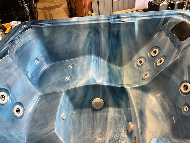 Balboa jacuzzi - afbeelding 8 van  12