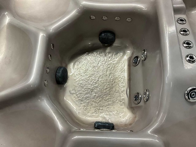 Balboa jacuzzi - afbeelding 14 van  14