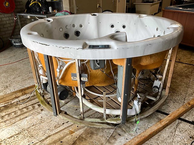 Balboa jacuzzi - afbeelding 6 van  13
