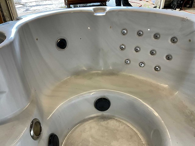 Balboa jacuzzi - afbeelding 9 van  13