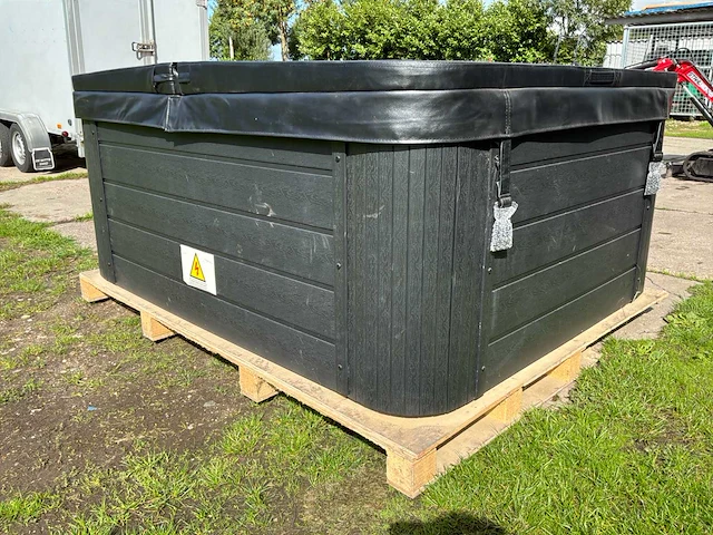 Balboa jacuzzi - afbeelding 2 van  11