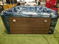 Balboa spa 4 persoons jacuzzi en buitenspa